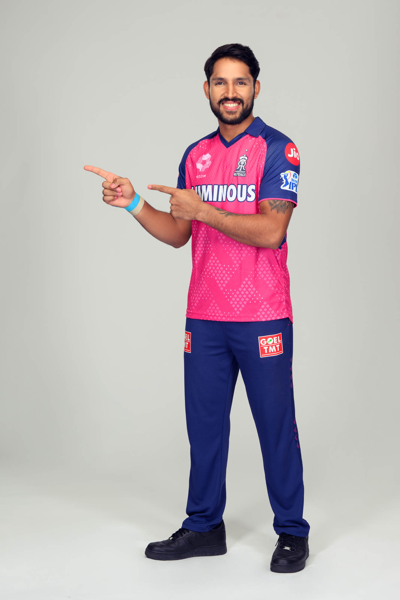 Rajasthan Royals IPL 2026 photoshoot for UBON Riyan Parag cricket helmet portrait